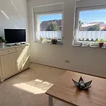 Schoen Moeblierte In Genthin/ Ot *