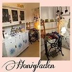 Schoen Moeblierte In Genthin/ Ot Tucheim