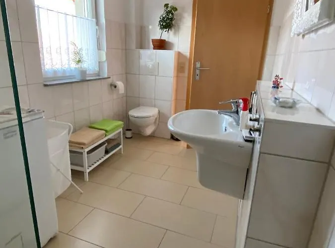 Schoen Moeblierte In Genthin/ Ot Tucheim