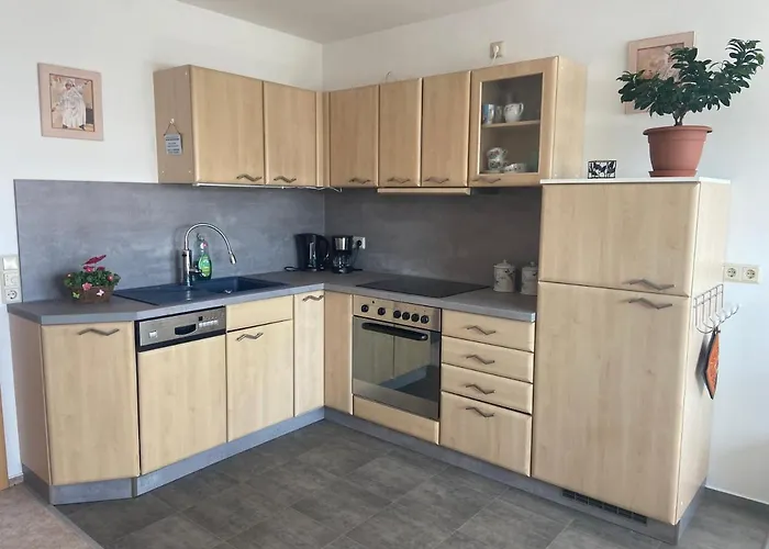 Schoen Moeblierte In Genthin/ Ot