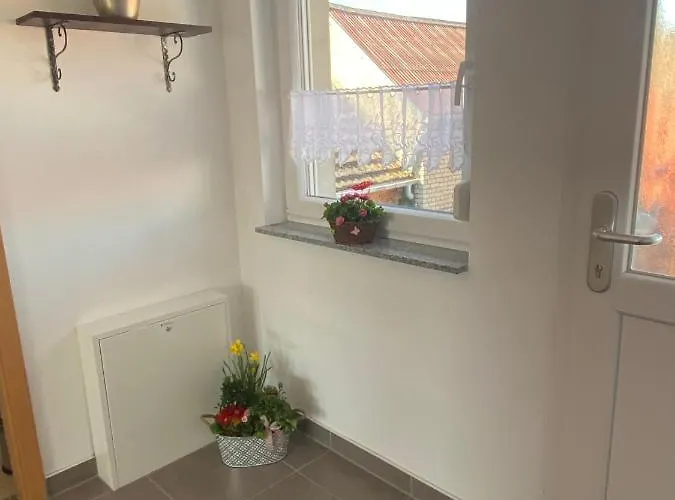 Schoen Moeblierte In Genthin/ Ot Διαμέρισμα *