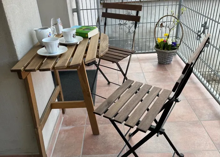 Schoen Moeblierte In Genthin/ Ot Διαμέρισμα